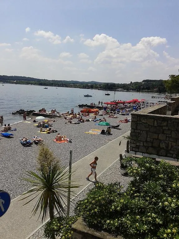 Appartamento Dese Desenzano del Garda 0*,