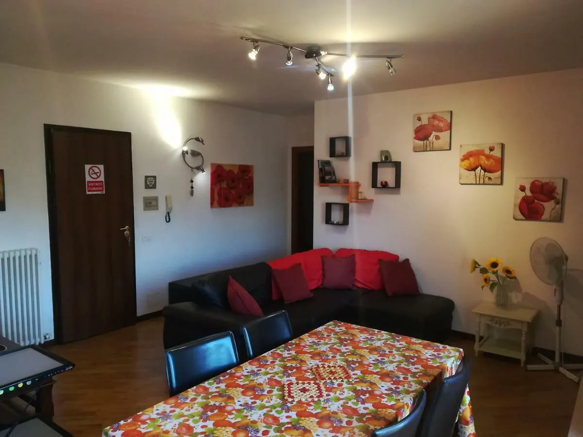Apartment Appartamento Dese Desenzano del Garda